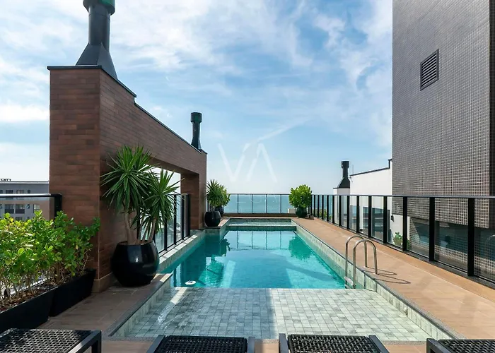 201- Apart Com Vista Ao Mar E Piscina Em Bombas Bombinhas